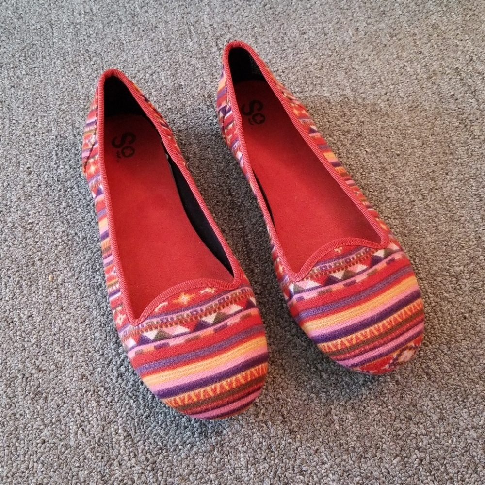 So ballet flats. Aztec/ tribal design